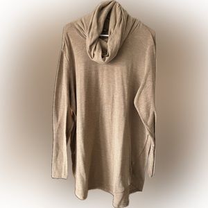 Lisa Rinna Long Cowl Neck Tunic